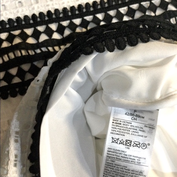 Ruffle Top - Picture 4 of 4